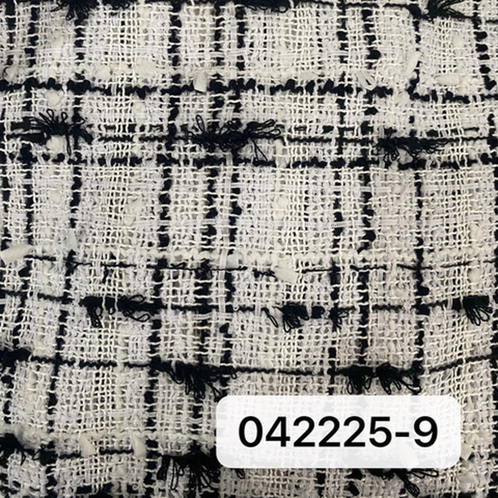 042225白色